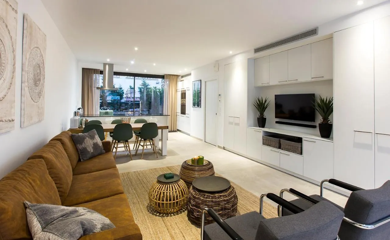 Villa 2012 Montseny 152B By Homeselectspain Empuriabrava Spagna